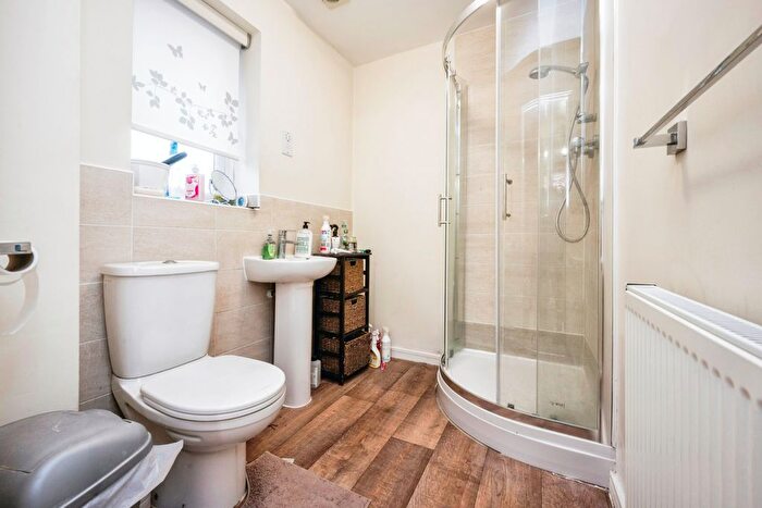 4 Bedroom Detached House For Sale In Primrose Fields, Bedford, Bedfordshire, MK41