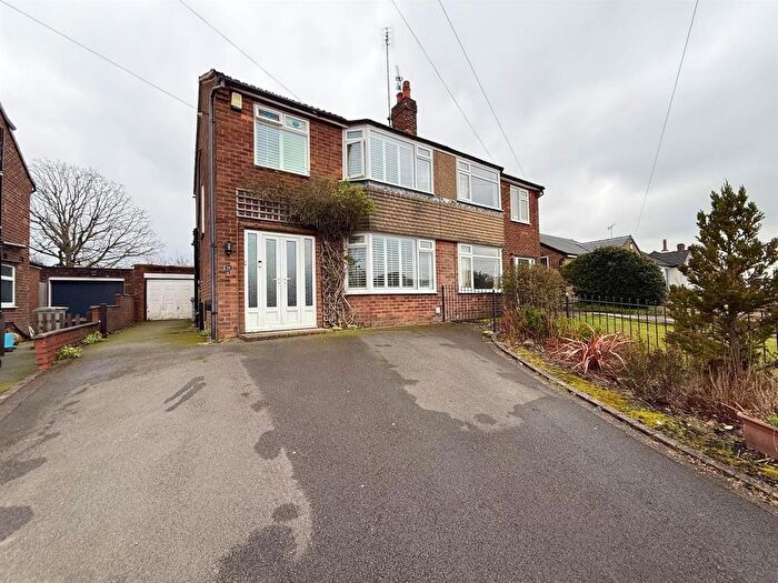 3 Bedroom Semi Detached House For Sale In Westbury Drive, Macclesfield, SK11