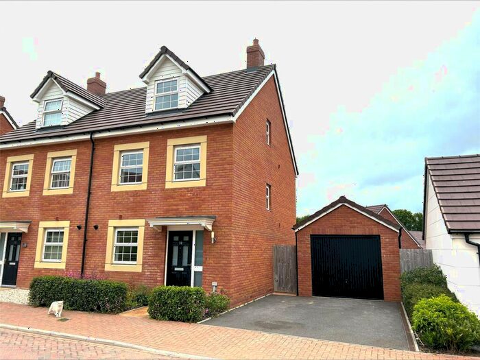 3 Bedroom Detached House To Rent In Meadow Acre Road, Gittisham, Honiton, Devon, EX14