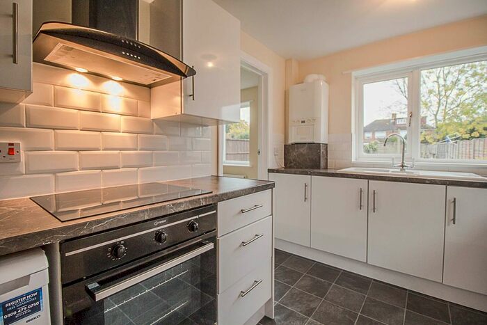 3 Bedroom Semi-Detached House To Rent In High Street, West Molesey, KT8