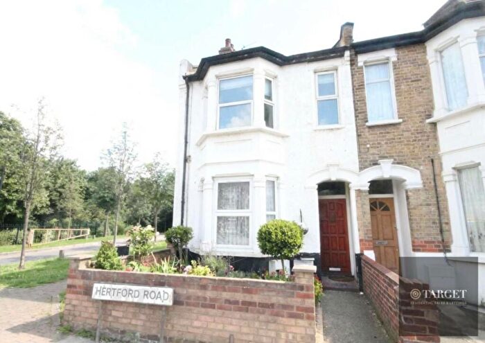 2 Bedroom Maisonette To Rent In Hertford Road, EN3