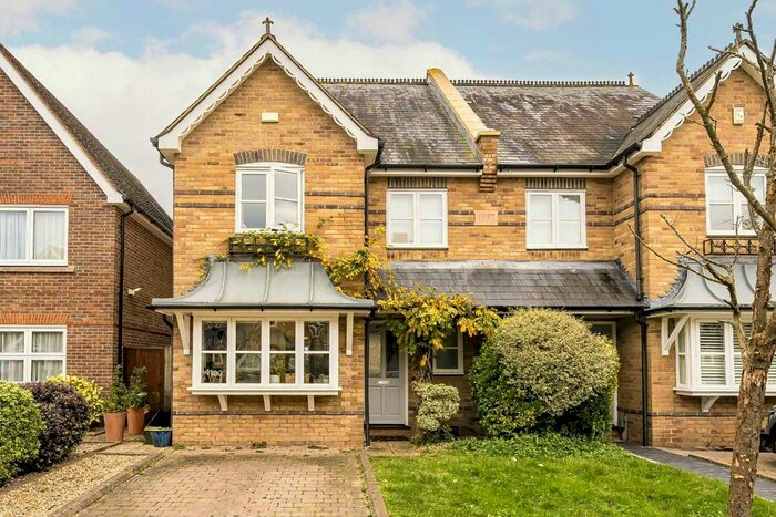 4 Bedroom Semi-Detached House To Rent In Harvey Drive, Hampton, TW12