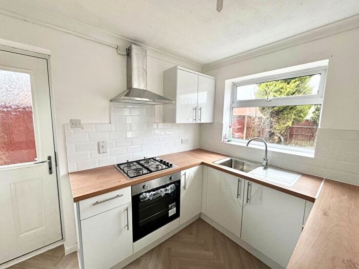 3 Bedroom Detached House To Rent In Halifax Court, Nottingham, NG8