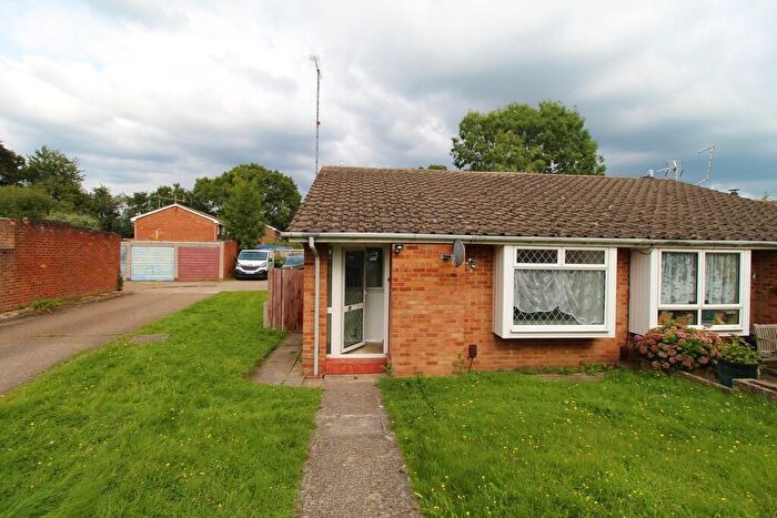 2 Bedroom Semi-Detached Bungalow To Rent In Ridsdale Road, Woking, GU21