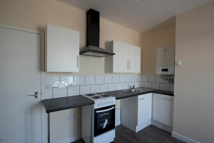 1 Bedroom Flat To Rent In High Street, Cradley Heath, B64