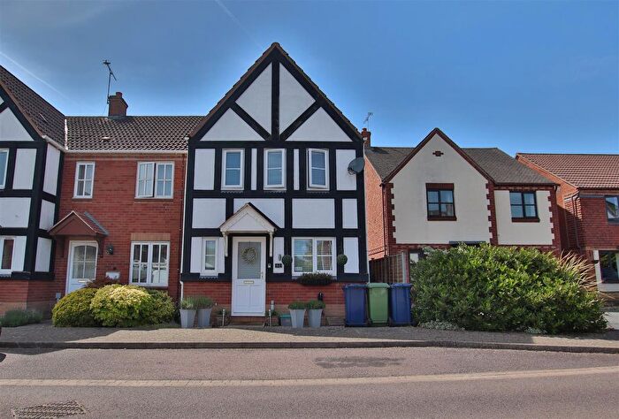 3 Bedroom End Of Terrace House For Sale In Graylag Crescent, Walton Cardiff, Tewkesbury, GL20