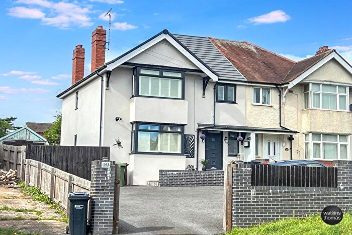 3 Bedroom Semi Detached House For Sale In Ledbury Road, Tupsley, Hereford, HR1