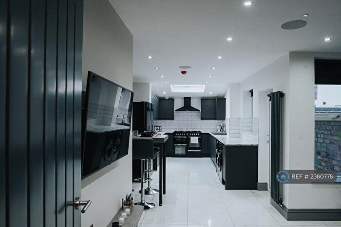 6 Bedroom Terraced House To Rent In Adelaide Road, Kensington, Liverpool, L7