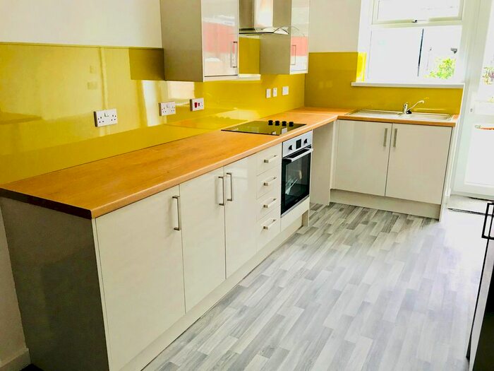 3 Bedroom Terraced House To Rent In Greenfield Street, Bargoed, CF81