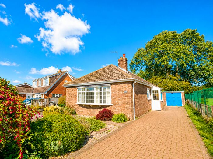 3 Bedroom Detached Bungalow For Sale In Huteson Lane, Alkborough, DN15