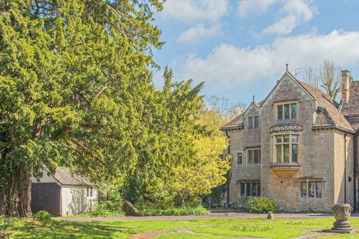 4 Bedroom Country House For Sale In Bradford Road, Wingfield, Wingfield, BA14