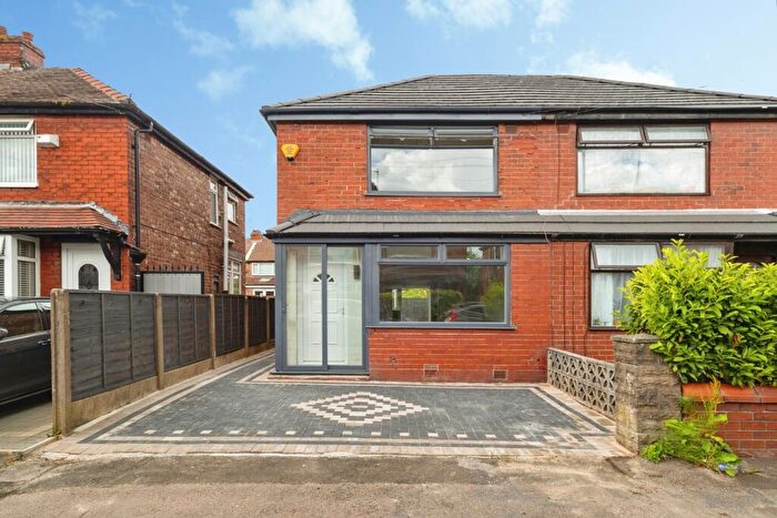 3 Bedroom Semi Detached House For Sale In Milton Road, Audenshaw, Manchester, Greater Manchester, M34