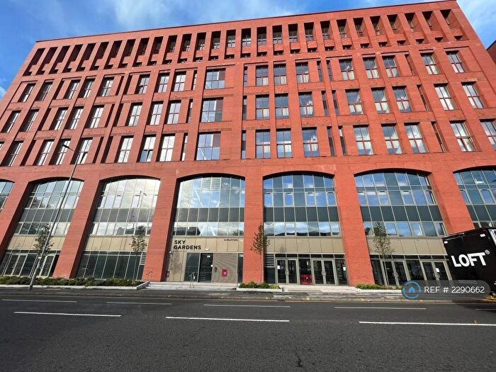 2 Bedroom Flat To Rent In Spinners Way, Manchester, M15