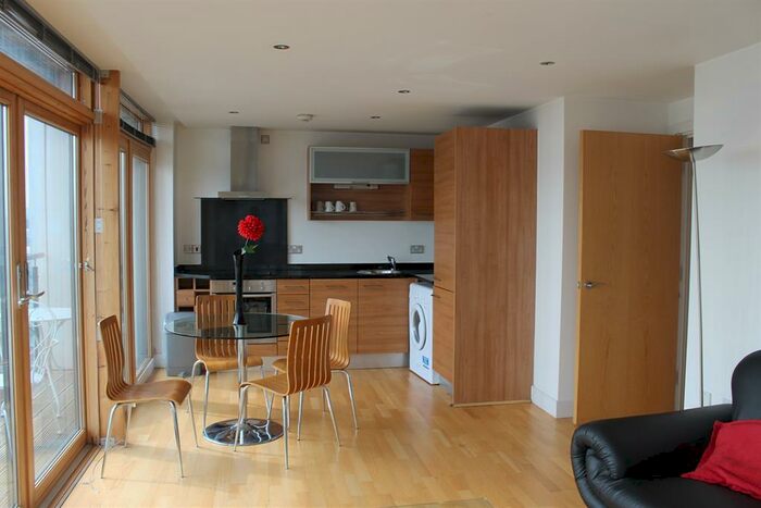 2 Bedroom Flat To Rent In Clarence House, The Boulevard, Leeds, LS10