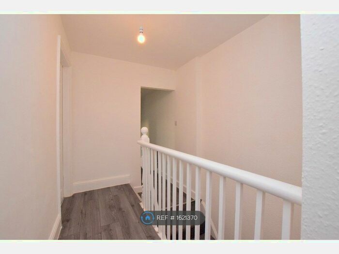 1 Bedroom Flat To Rent In Wilmot Street, Heanor, DE75