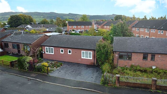 2 Bedroom Bungalow For Sale In Cae Glas, Welshpool, Powys, SY21