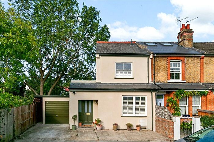 3 Bedroom Semi-Detached House For Sale In Myrtle Road, Hampton Hill, TW12