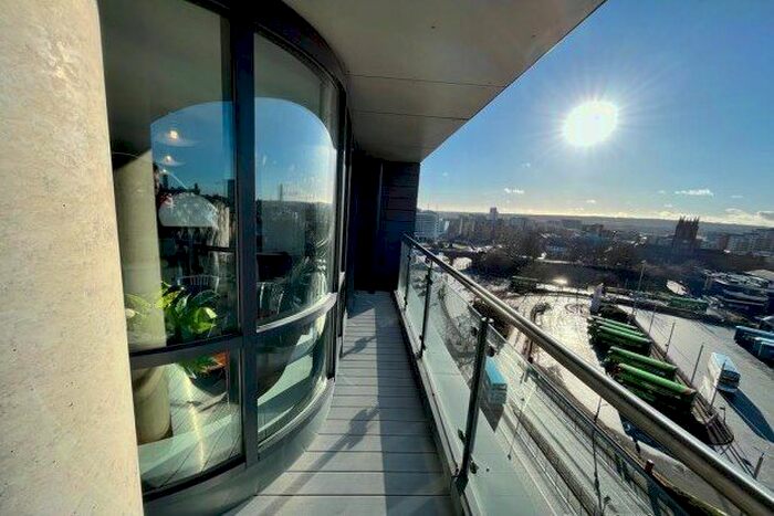 2 Bedroom Flat To Rent In St. Peters Street, Leeds, LS9