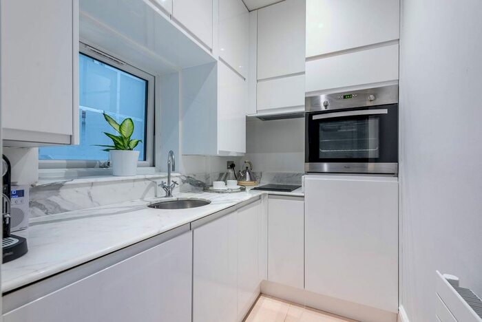 1 Bedroom Flat To Rent In Draycott Place, Chelsea, London, SW3