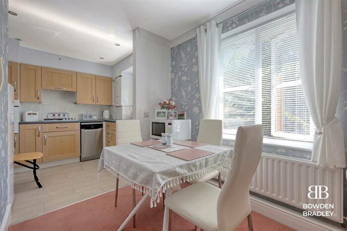 1 Bedroom Flat For Sale In Copperfield Court, Village Way, Barkingside, IG6
