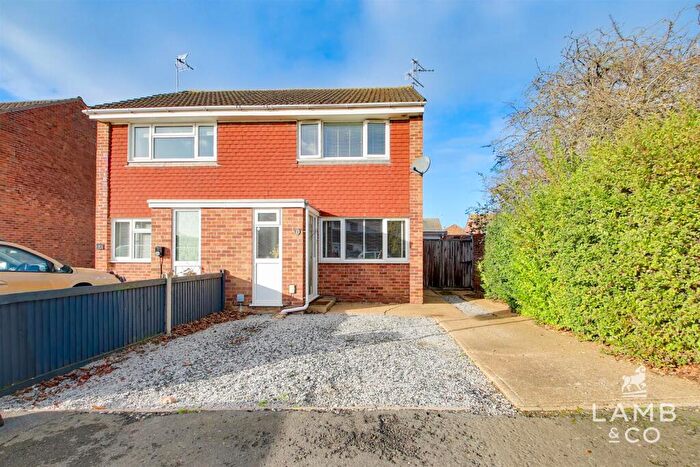 2 Bedroom Semi-Detached House For Sale In Newington Gardens, Clacton-On-Sea, CO15