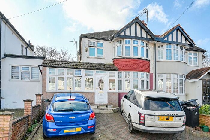4 Bedroom Semi-Detached House For Sale In Rossall Crescent, West Twyford, London, NW10