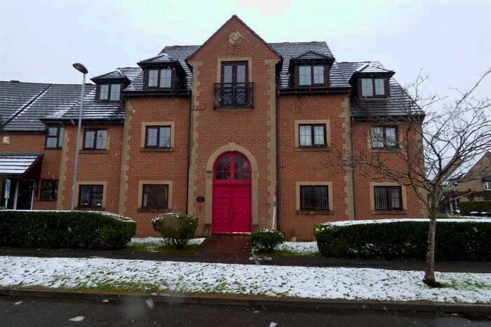 1 Bedroom Flat To Rent In Hay Leaze, Yate, Bristol, BS37