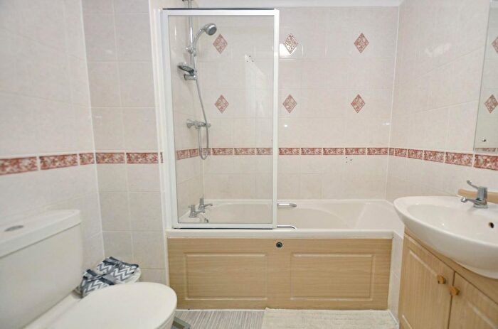 1 Bedroom Flat For Sale In Lalgates Court, Harlestone Road, Duston, NN5
