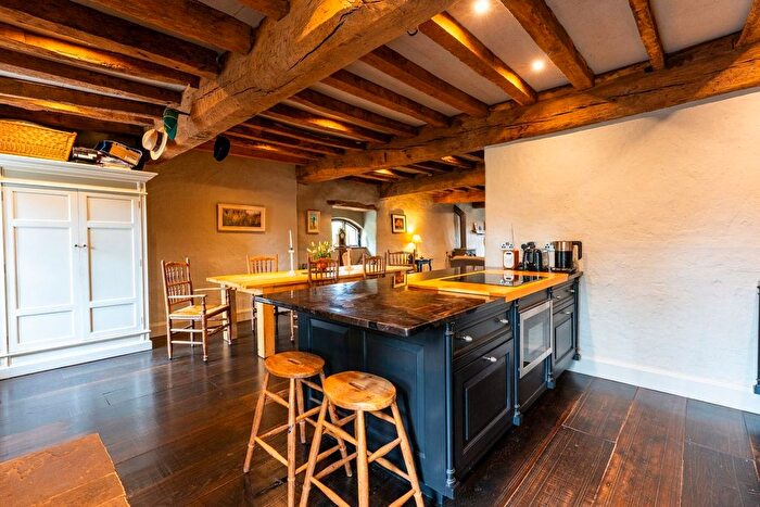 4 Bedroom Detached House For Sale In Brecon, LD3
