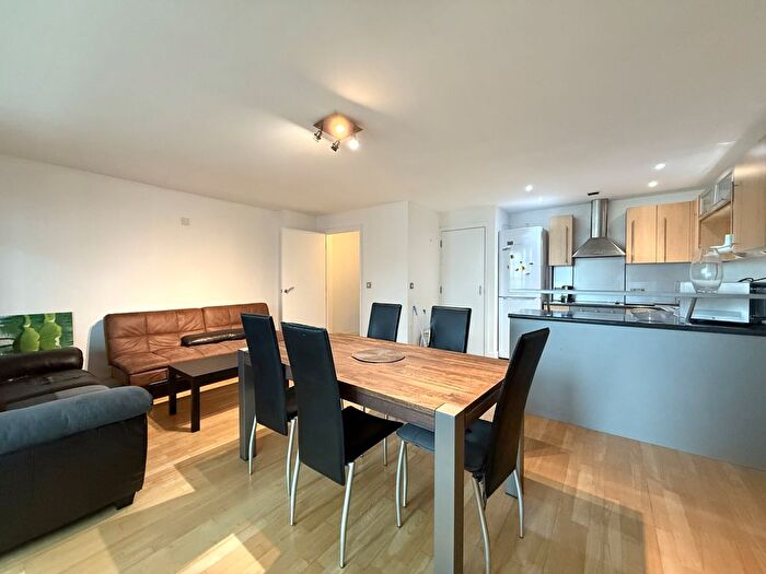 3 Bedroom Flat To Rent In , Pickford Street, Ancoats, Manchester, M4
