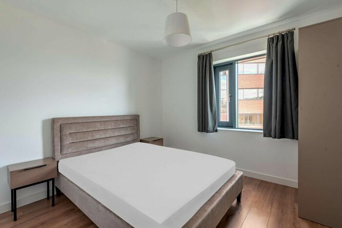 2 Bedroom Flat To Rent In The Lansdowne, Hagley Road, Birmingham, B16