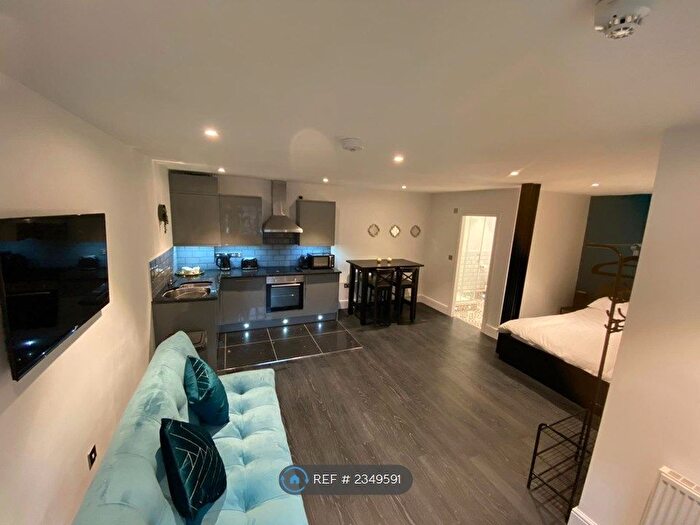 Studio To Rent In Cutlery Works, Sheffield, S3