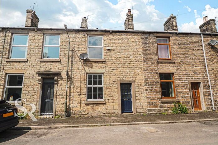 2 Bedroom Terraced House To Rent In Wirksmoor Road, New Mills, SK22
