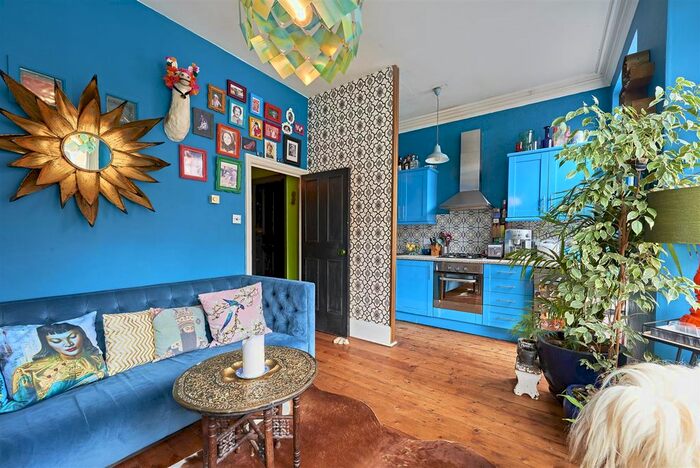 1 Bedroom Flat To Rent In Avonmore Road, London, W14