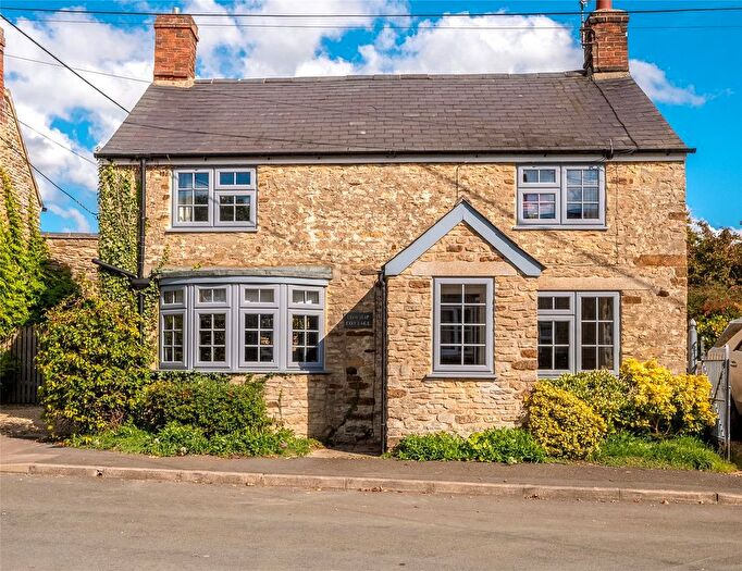 2 Bedroom Cottage For Sale In Cow Lane, Steeple Aston, Bicester, Oxfordshire, OX25