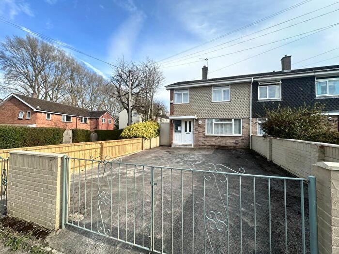 3 Bedroom House To Rent In Alice Smith Square, Littlemore, Oxford, OX4