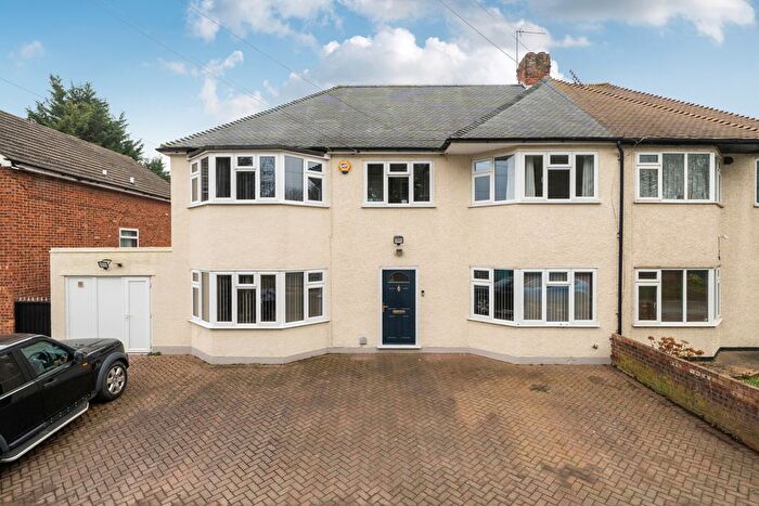 6 Bedroom Semi Detached House For Sale In Cornwall Drive, Orpington, BR5