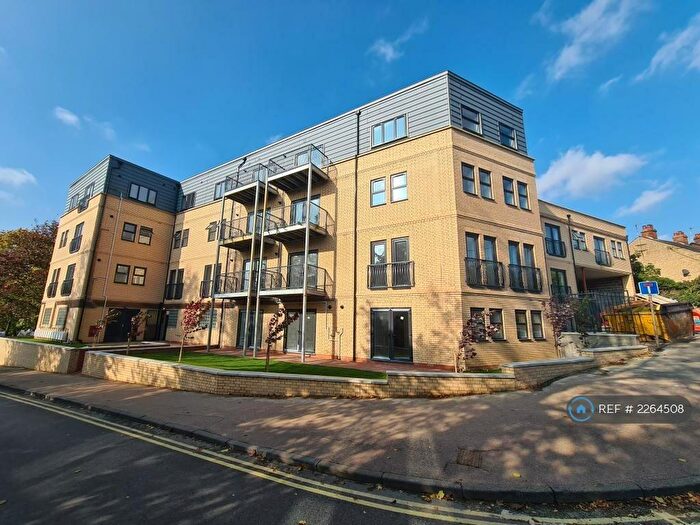 2 Bedroom Flat To Rent In Belle Vue Place, Sudbury, CO10