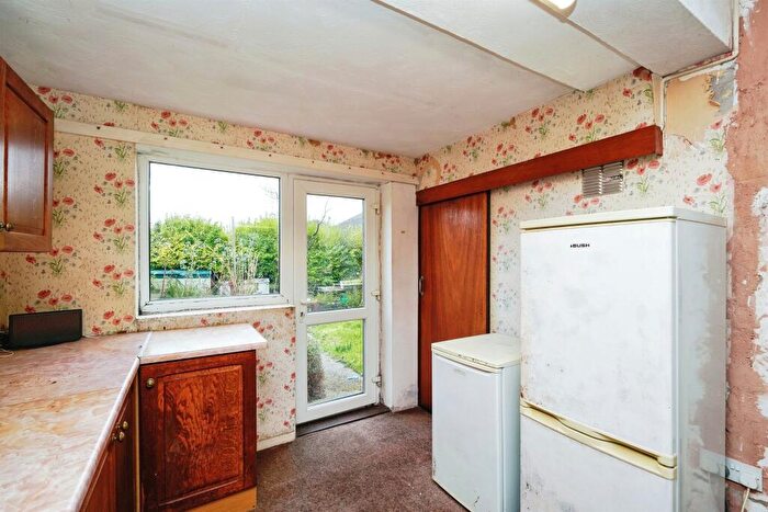 2 Bedroom Semi-Detached Bungalow For Sale In Sandbrook Lane, Wirral, CH46