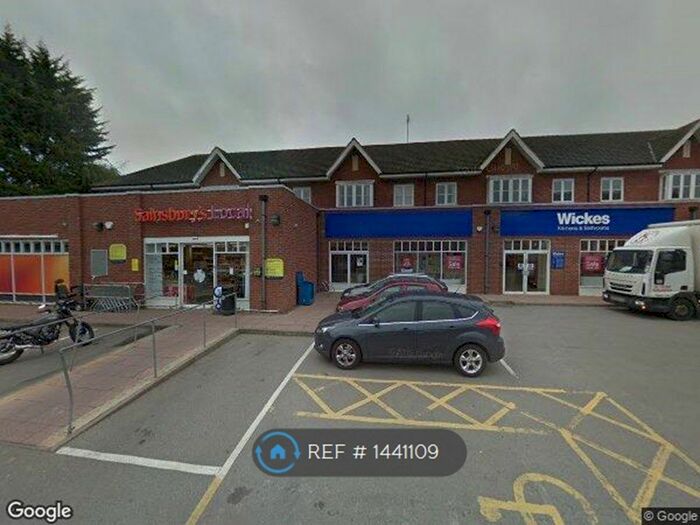 1 Bedroom Flat To Rent In Coten End, Warwick, CV34