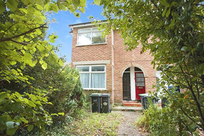 2 Bedroom Maisonette To Rent In Brockhurst Road, Gosport, PO12