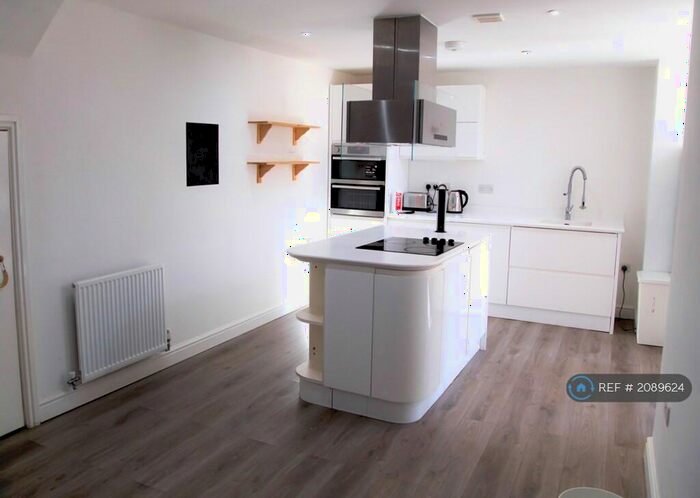 7 Bedroom Semi-Detached House To Rent In Wallscourt Road, Filton, Bristol, BS34