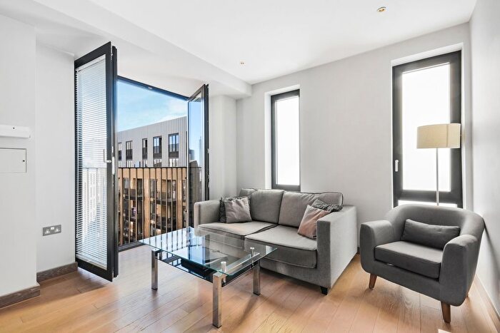 1 Bedroom Flat To Rent In The Ram Quarter, Ryeland Boulevard, Wandsworth, London, SW18