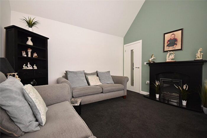 3 Bedroom Bungalow For Sale In Rydal Avenue, Garforth, Leeds, West Yorkshire, LS25