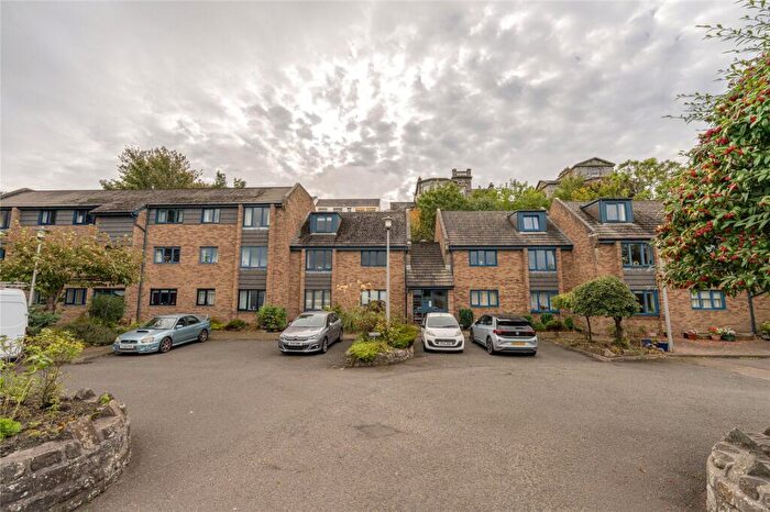 2 Bedroom Maisonette For Sale In / Lower Granton Road, Edinburgh, EH5