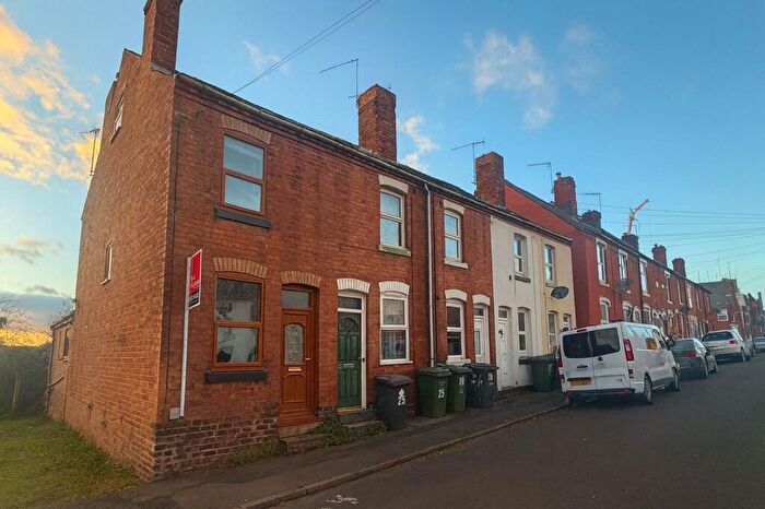 2 Bedroom End Of Terrace House For Sale In Long Acre, Kidderminster, DY10
