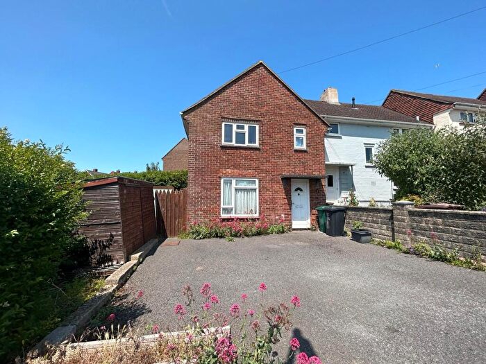 2 Bedroom Terraced House To Rent In Davey Drive, Brighton, BN1