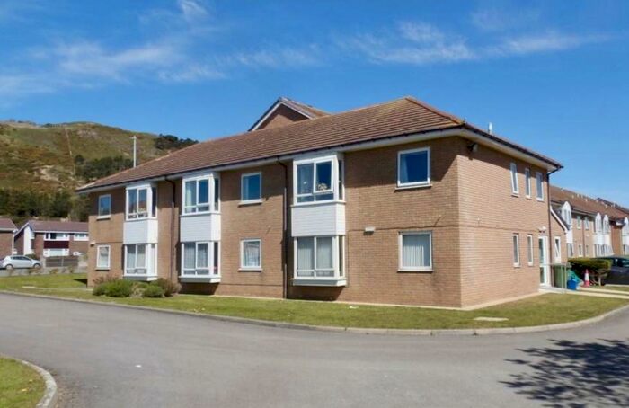 1 Bedroom Flat To Rent In Retirement Apartment Complex, Llandudno, LL30