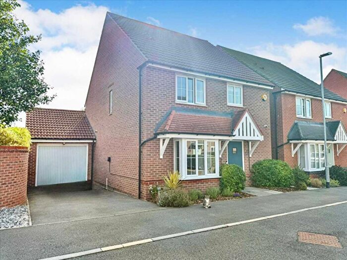 4 Bedroom Detached House For Sale In Autumn Road, Cotgrave, Nottingham, NG12