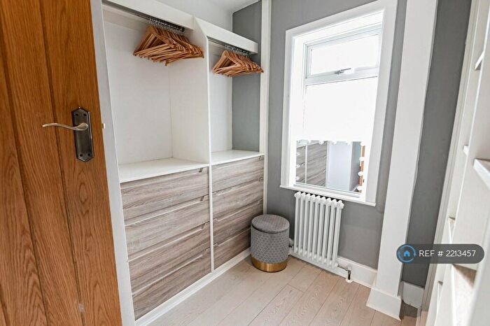 2 Bedroom Detached House To Rent In Buckland Road, Poole, BH12